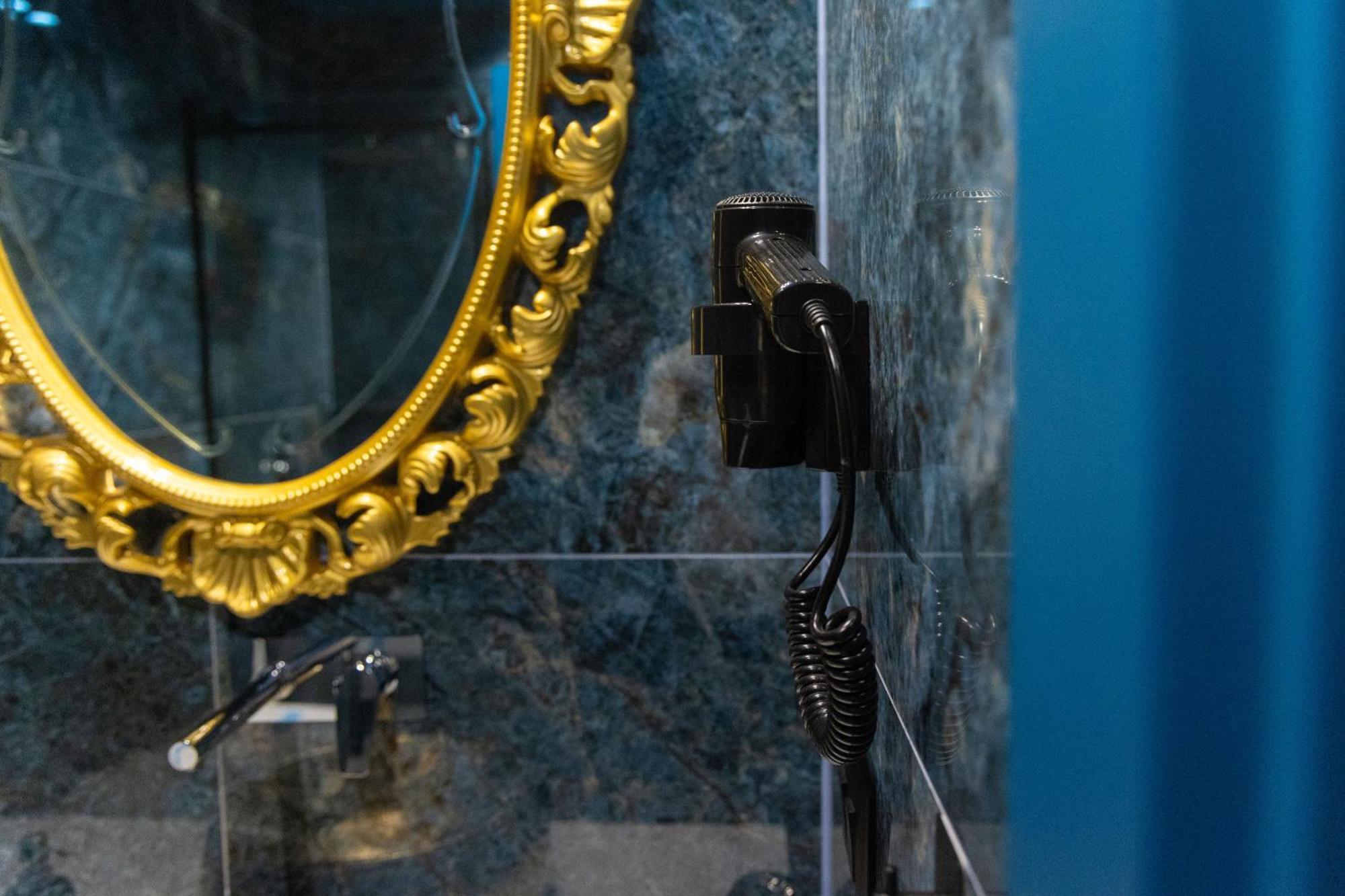 Mustafa Suites Vlorë 外观 照片